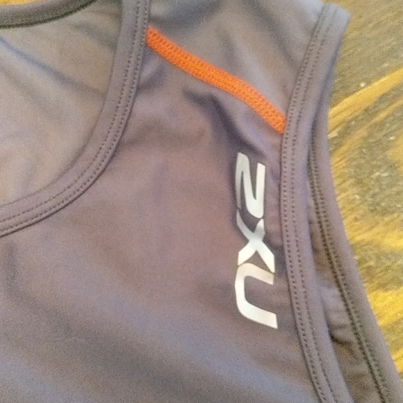 2XU  2XU Compression Tri Singlet Men's Large - Picture 4 of 10